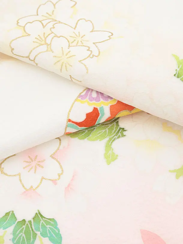 女児産着 お宮参りレンタル2980【正絹】 白地裾ピンク 鈴に桜薬玉