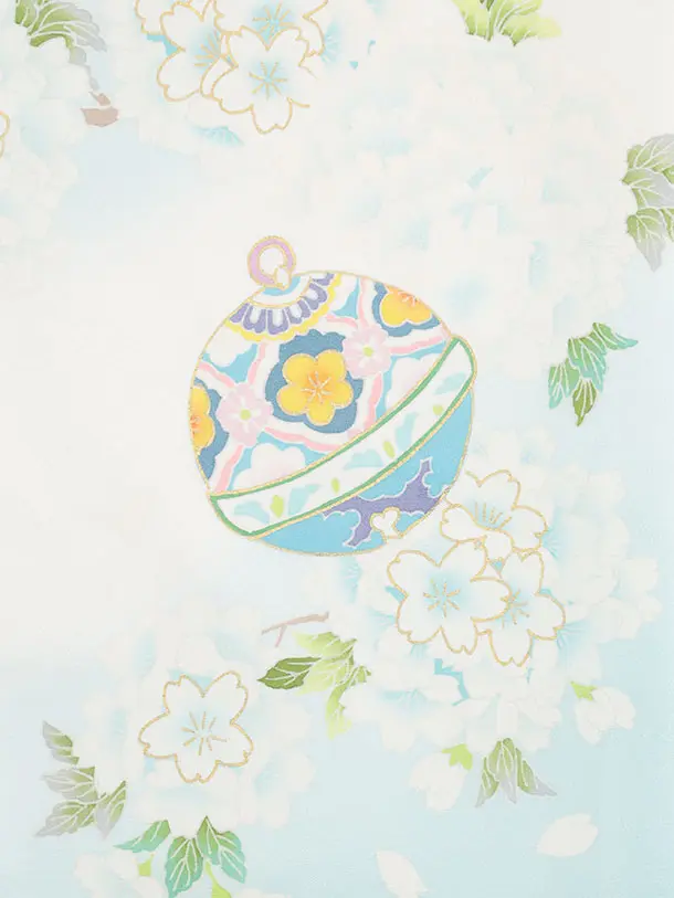 女児産着 お宮参りレンタル2981【正絹】 白地裾水色 鈴に桜薬玉