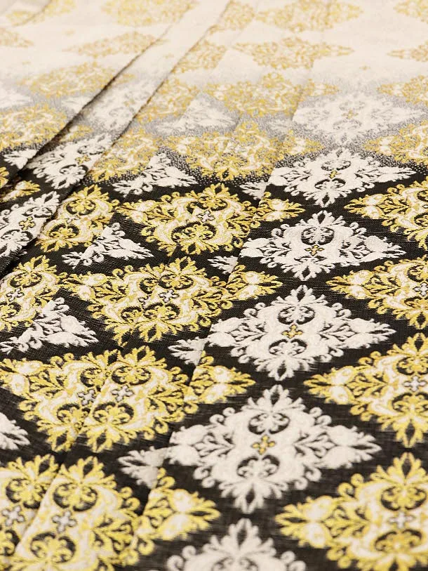 七五三レンタル(5歳男袴)5850黒地白変わり柄xクリーム黒金ぼかし袴