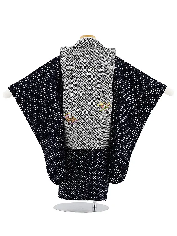 七五三レンタル(3歳男児被布)W557【正絹】黒疋田柄 刺繍兜×紺地ドット