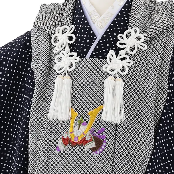 七五三レンタル(3歳男児被布)W557【正絹】黒疋田柄 刺繍兜×紺地ドット