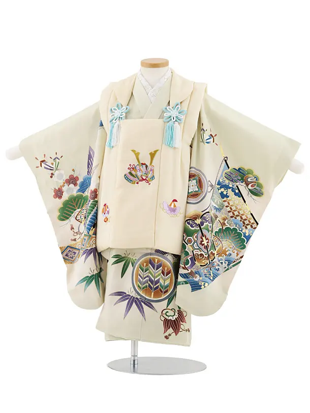 七五三レンタル(3歳男児被布)W562【正絹】ベージュ刺繍兜×ヒワ色 吉祥文様