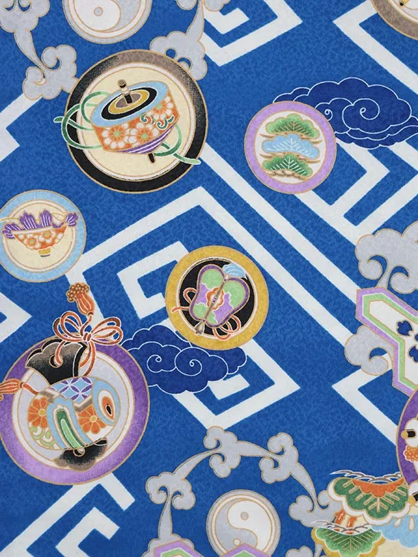 七五三レンタル(3歳男児被布)W570 ベージュ刺繍兜×青丸紋に吉祥文様