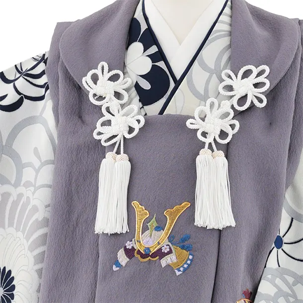 七五三(3歳男児被布)W581 グレーパープル刺繍兜×グレージュねじり梅菊