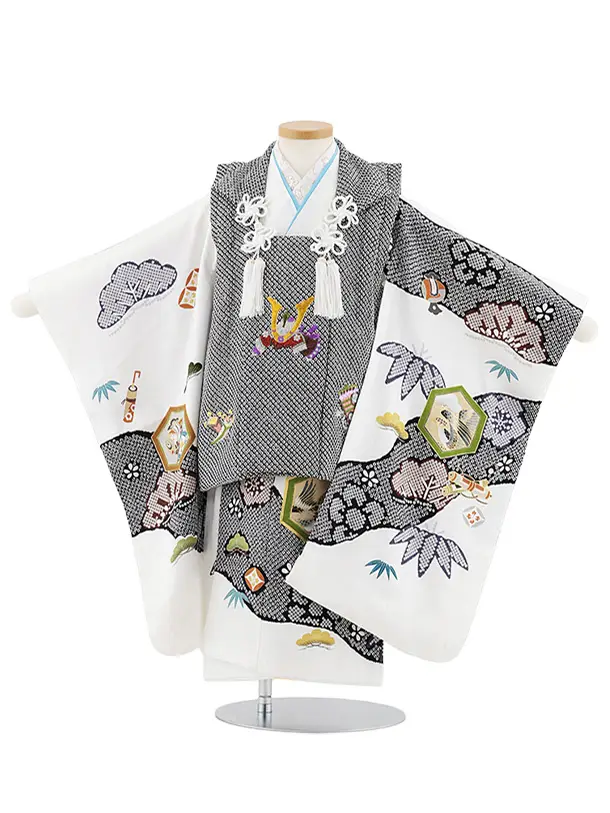 七五三レンタル(3歳男児被布)W586【正絹】黒絞り刺繍兜×白 吉祥文様