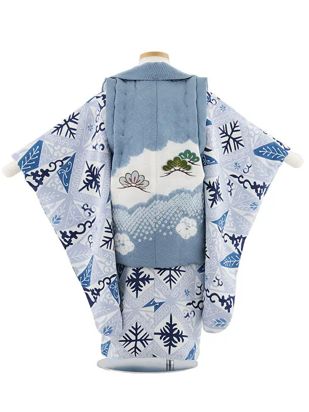 七五三(3歳)W594 (正絹)グレー松刺繍×栗山工房 和染紅型 白地タパ模様