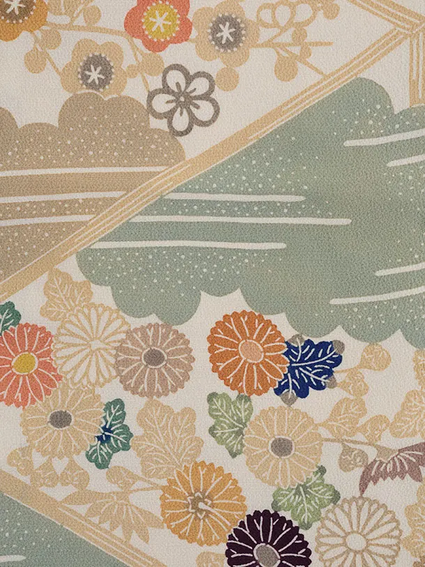 七五三(3歳)W595  (正絹)グレー松×栗山工房 和染紅型 ベージュ雲取花