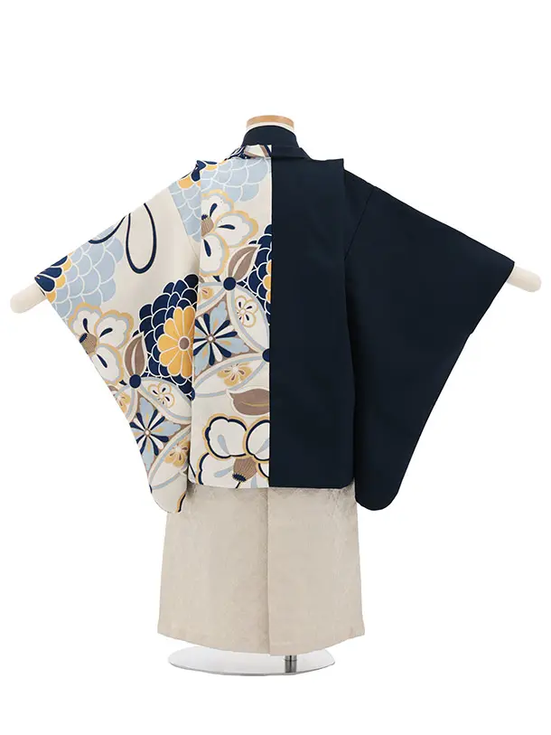 かんたん(3.4歳男児袴)W616 薄ベージュ 菊椿 片身替り×ベージュラメ