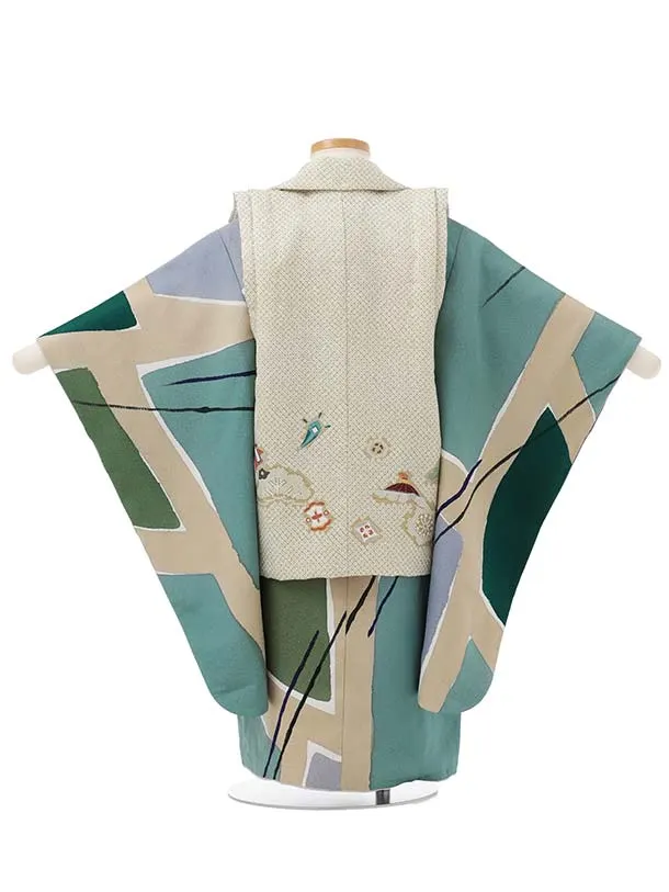 七五三(3歳男児被布)W690【正絹】ヒワ疋田 刺繍鷹×グリーン変わり柄