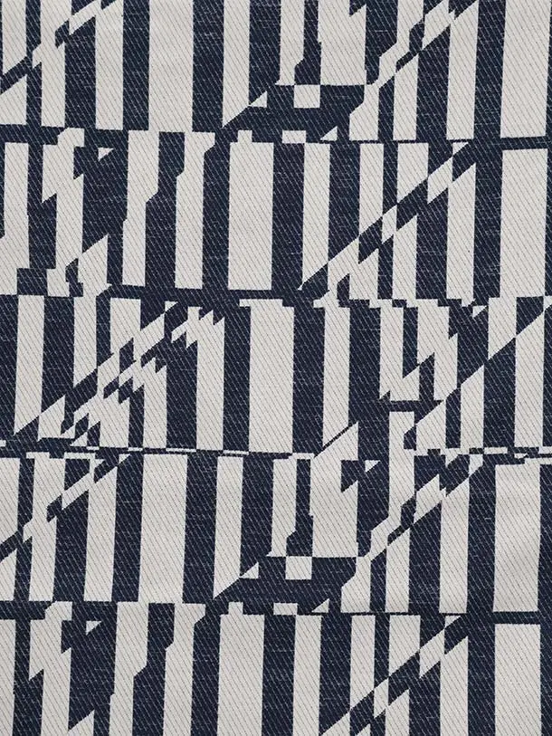 七五三レンタル(3歳男児被布)W702 白地 刺繍宝尽くし×紺