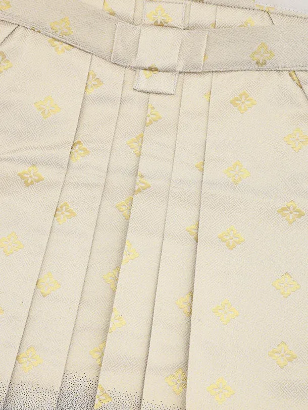 かんたん七五三(5歳男袴)X703【正絹】 ベージュ吉祥文様 白鷹×ゴールド亀甲