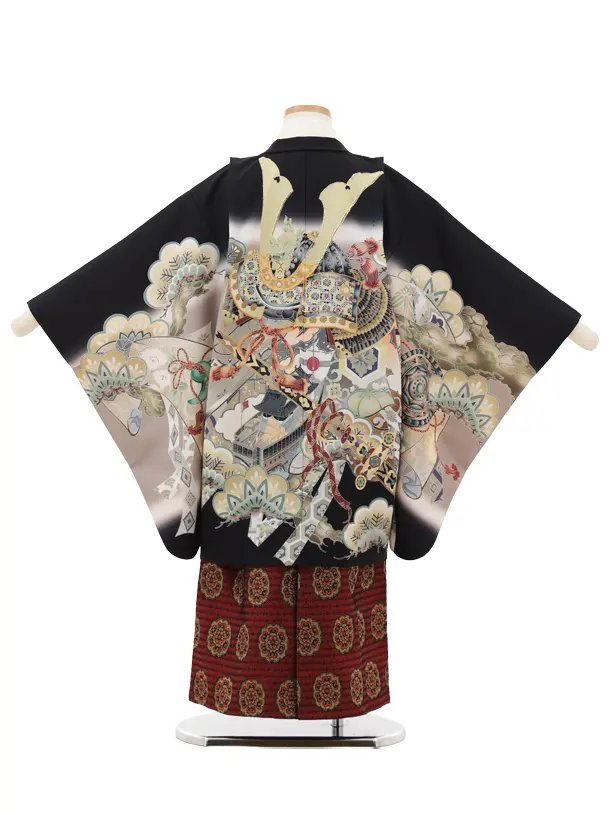 かんたん七五三(5歳男袴)X764 黒地 吉祥文様に兜×赤茶