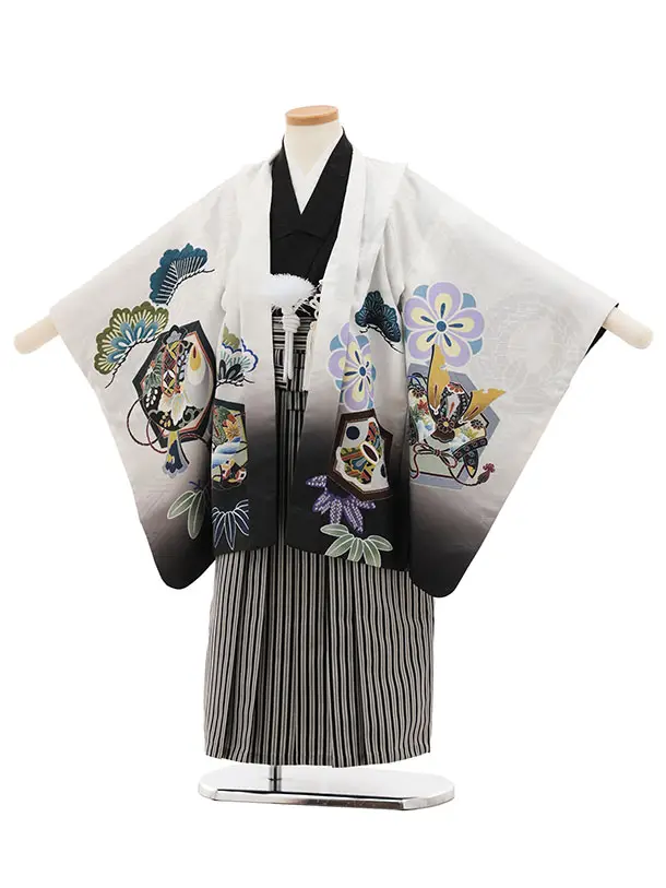 かんたん七五三(5歳男袴)X885 白地裾黒吉祥文様鷹×黒縞袴