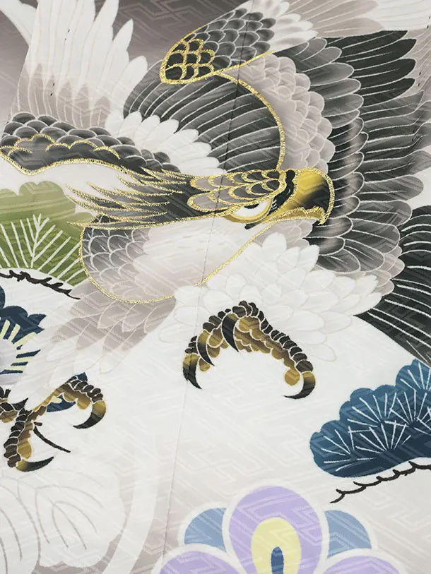 かんたん七五三(5歳男袴)X885 白地裾黒吉祥文様鷹×黒縞袴