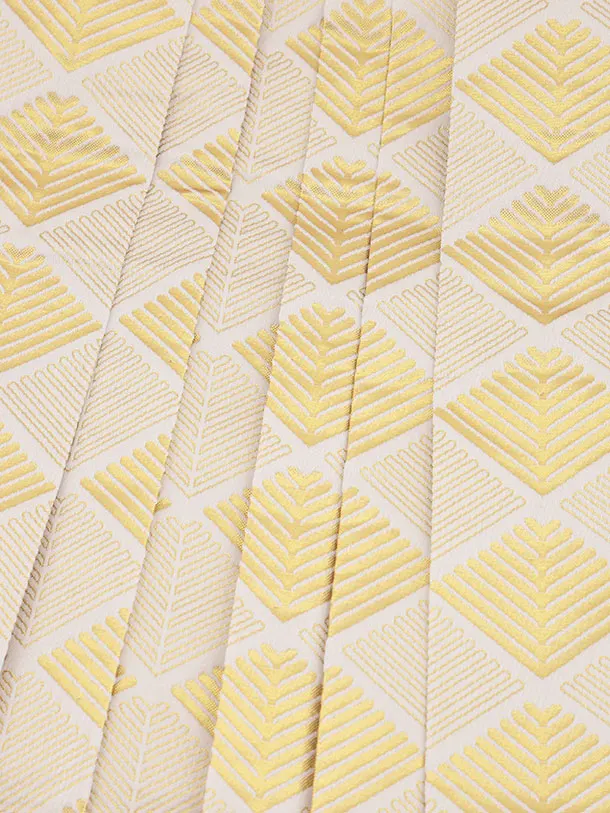 七五三(5歳男袴)X889 【高級正絹】黒ベージュ流雲に刺繍二羽鷹×ゴールド菱