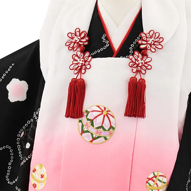 七五三レンタル(3歳女児被布)4795 白地ぼかし鞠×黒鞠桜