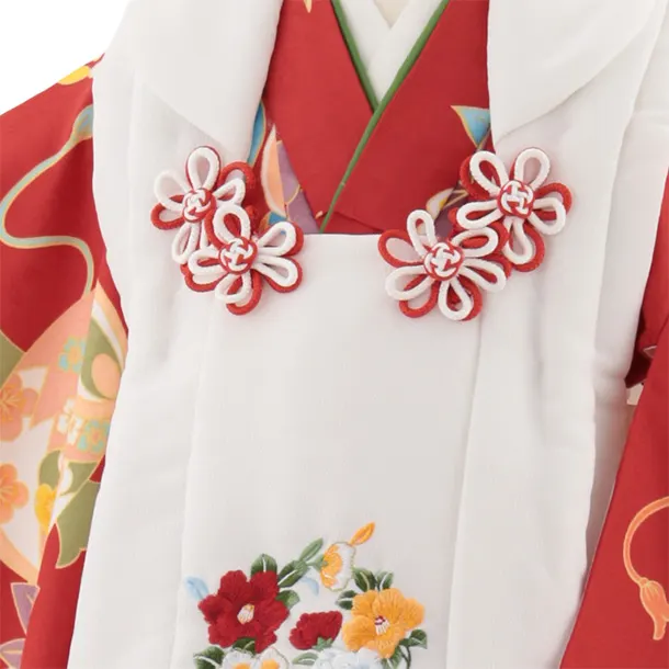 七五三レンタル(3歳女児被布)4894 白地刺繍花×赤地桜宝尽くし