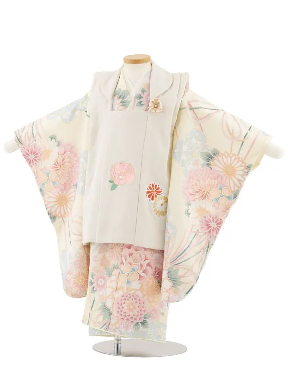 七五三レンタル(3歳女児被布)4904 ベージュ刺繍花×薄黄色薬玉
