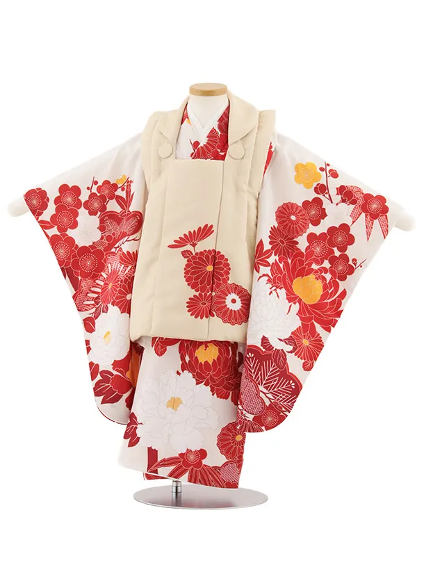 七五三レンタル(3歳女児被布)4926 ベージュ菊×白地牡丹に松竹梅