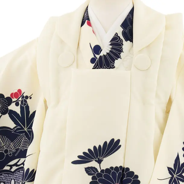 七五三レンタル(3歳女児被布)4927 アイボリー菊×白地牡丹に松竹梅