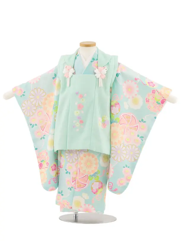七五三(3歳女児被布)4931 式部浪漫 グリーン刺繍桜×淡青緑 雪輪に鈴