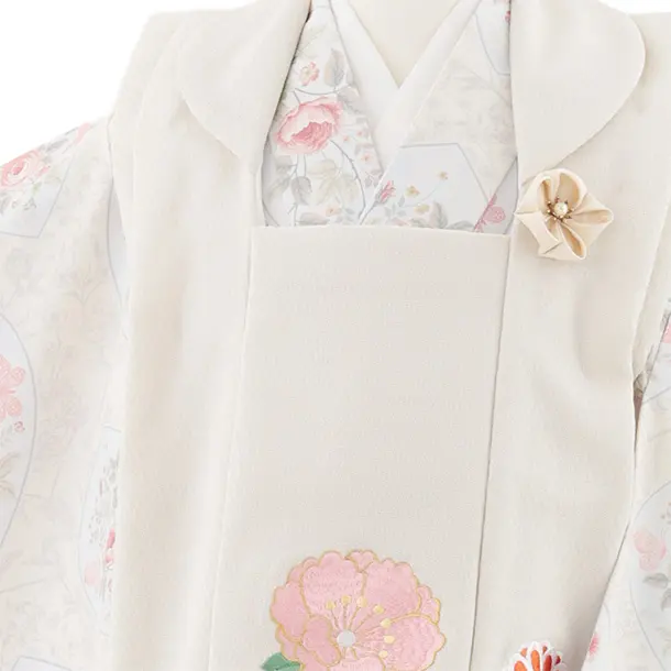 七五三レンタル(3歳女児被布)S041 ベージュ刺繍花×ベージュ洋花