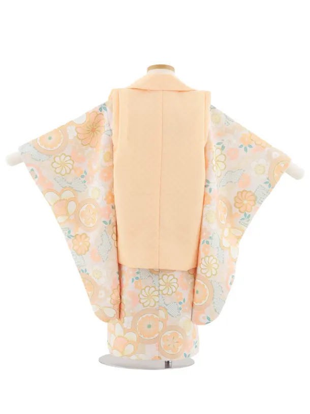 七五三(3歳女児被布)S114 式部浪漫 薄オレンジ×薄ベージュ 花と丸紋