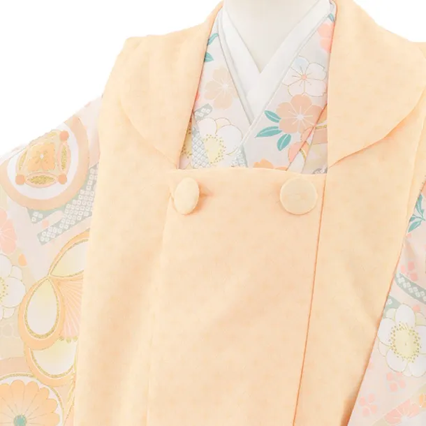 七五三(3歳女児被布)S114 式部浪漫 薄オレンジ×薄ベージュ 花と丸紋