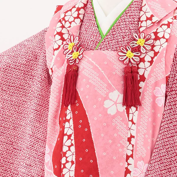 七五三レンタル(3歳女児被布)S116【正絹】ピンク×赤絞り刺繍鈴