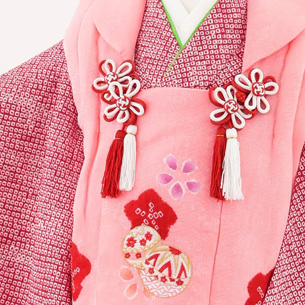 七五三レンタル(3歳女児被布)S125【正絹】ピンク刺繍赤まり×赤絞り刺繍まり