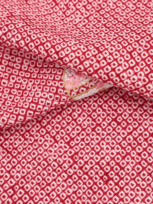 七五三レンタル(3歳女児被布)S130【正絹】白刺繍赤鈴×赤絞り刺繍鈴