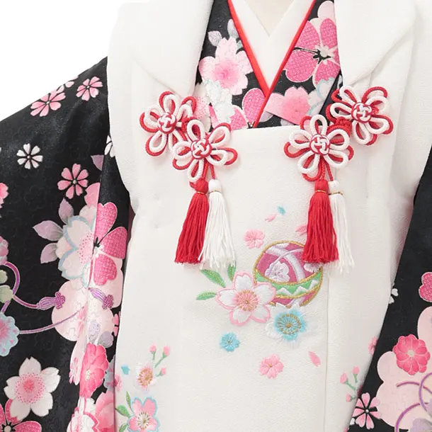七五三レンタル(3歳女児被布)S177 白 刺繍 桜 まり×黒地 まり 花