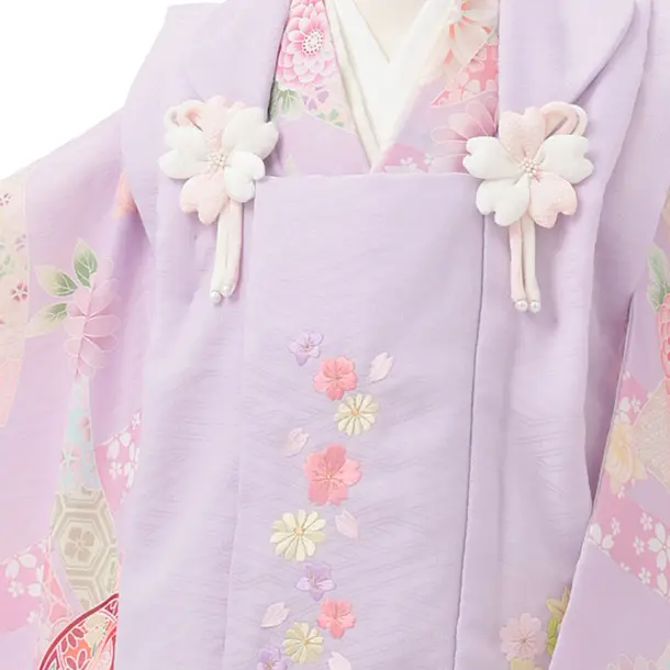 七五三(3歳女児)S296 式部浪漫 ラベンダー 刺繍花×藤色熨斗に鞠 菊