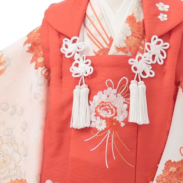 七五三(3歳女児被布)S303 オレンジ刺繍薬玉×白地オレンジ 薬玉牡丹