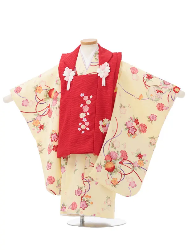七五三レンタル(3歳女児被布)S310 赤地 刺繍桜 × 薄黄 古典花