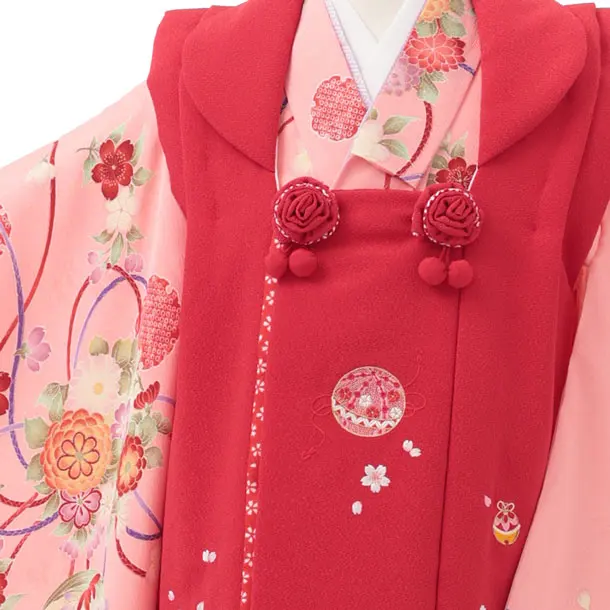 七五三レンタル(3歳女児被布)S314 赤地 刺繍まり ピンク 古典花