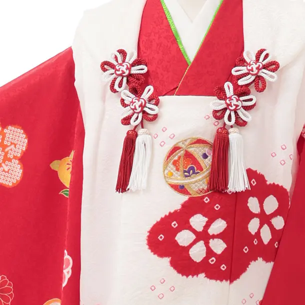 七五三レンタル(3歳女児被布)S320 【正絹】白地 刺繍まり×赤 八重桜に橘