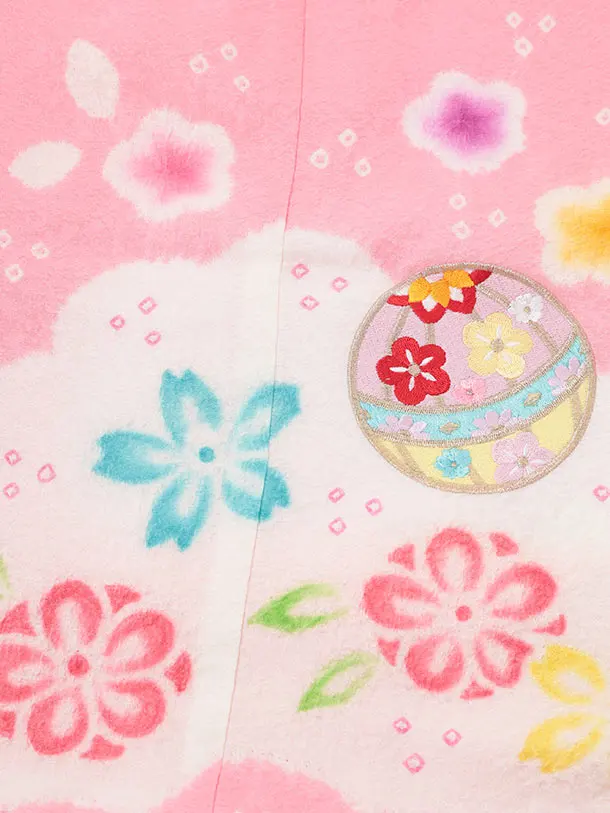七五三レンタル(3歳被布)S388 【正絹】白 × ピンク 刺繍 まり 花