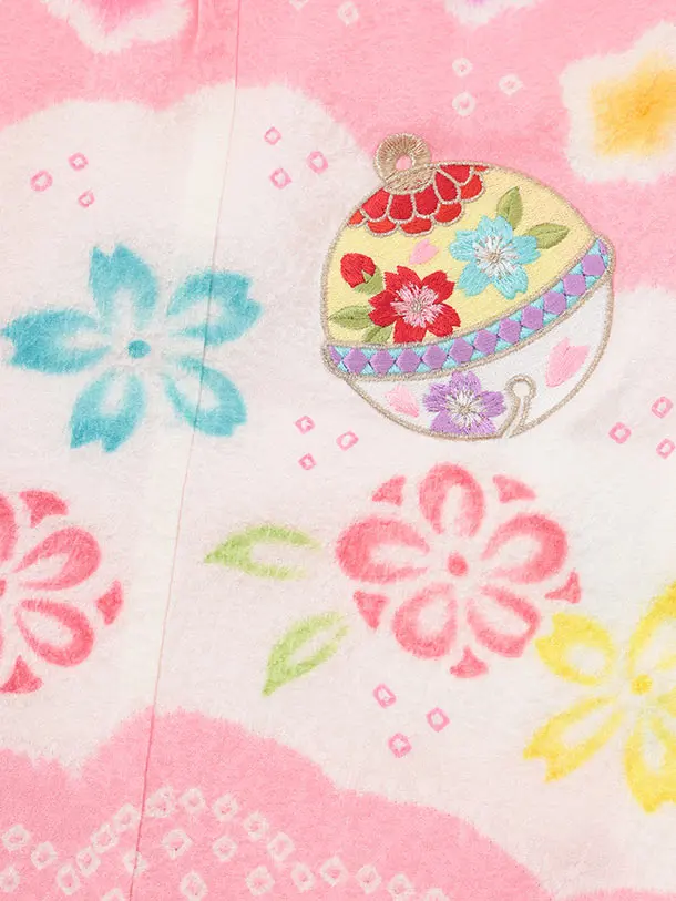 七五三レンタル(3歳被布)S390 【正絹】ピンク × ピンク 刺繍 鈴花