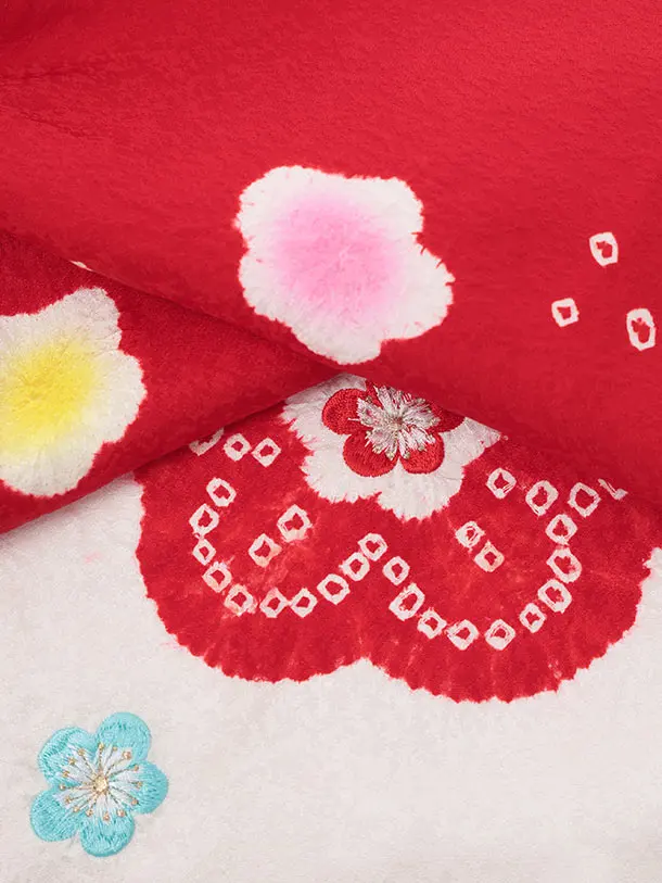 七五三レンタル(3歳被布)S391 【正絹】赤 × 赤 刺繍 まり 梅