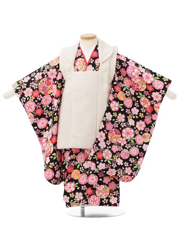 七五三レンタル(3歳被布)S425 薄ベージュ × 黒地 まり 桜