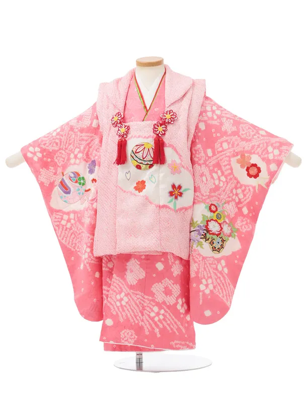 七五三レンタル(3歳被布)S446 【正絹】ピンク地 刺繍まり 花車