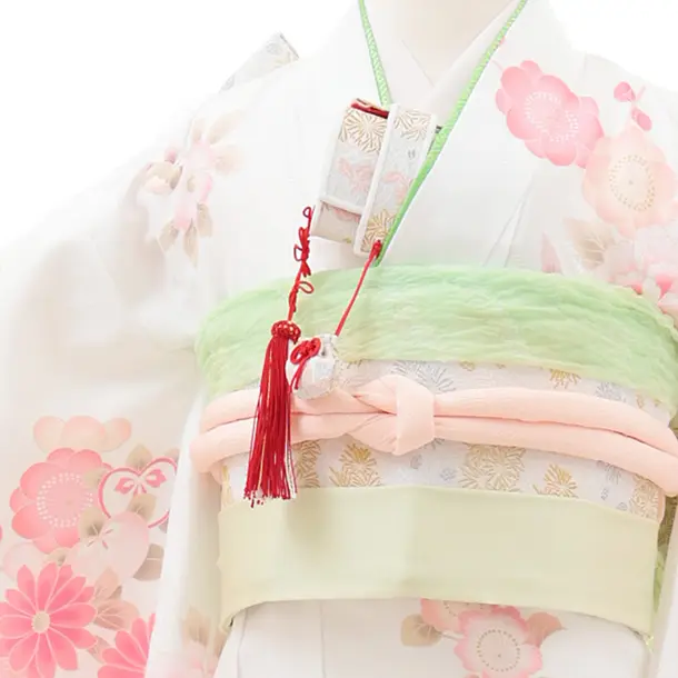 七五三(7歳結び帯)Y561 白地 裾ピンク鼓に薬玉