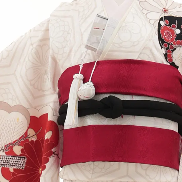 七五三(7歳女児結び帯) 高級正絹Y645 紅一点  白地 小槌に菱菊