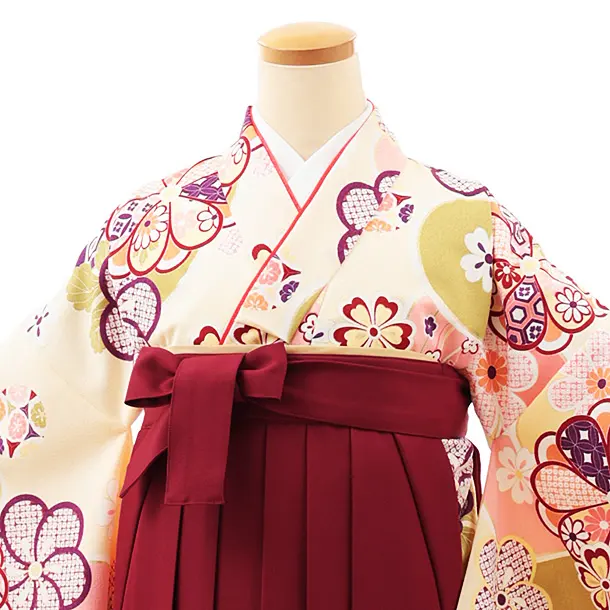 小学生卒業式略式袴(女の子) Z461 クリーム地ねじり梅×エンジ桜