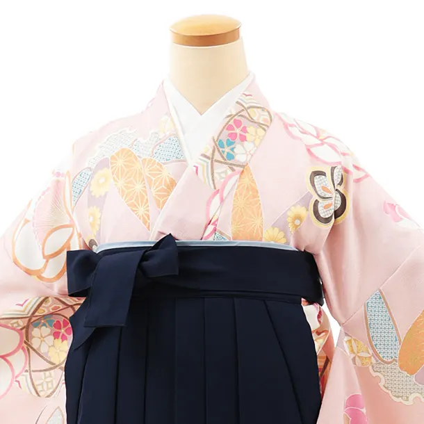 小学生卒業式略式袴(女の子) Z478 ペールピンク鞠に松竹梅×紺桜