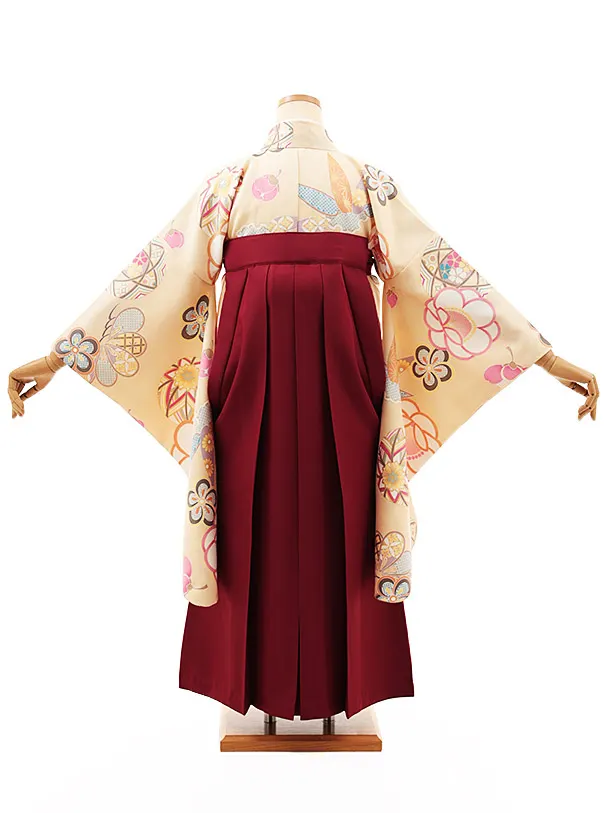 小学生卒業式略式袴(女の子) Z480 クリーム地鞠に松竹梅×エンジ桜