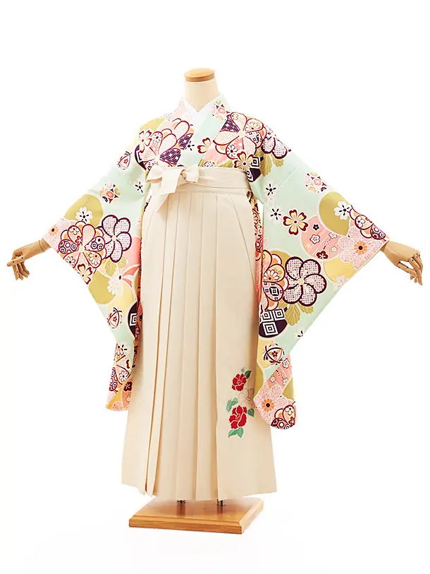 小学生卒業式略式袴(女の子) Z490 ペールグリーンねじり梅×クリーム椿