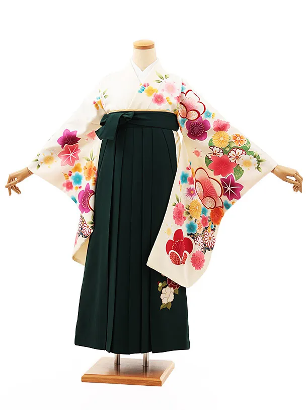小学生卒業式略式袴(女の子) Z513 クリーム梅菊桜×グリーン椿