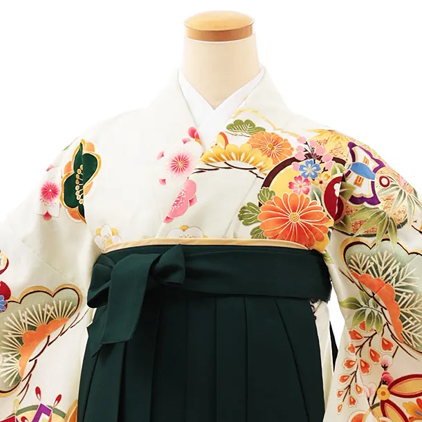 小学生卒業式略式袴(女の子) Z515 薄ヒワ色 吉祥文様×グリーン椿